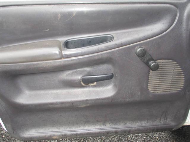 2001 dodge ram 2500 base