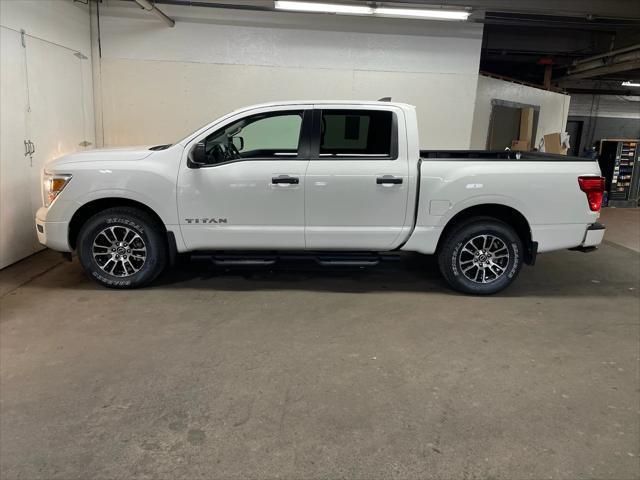 2023 nissan titan sv
