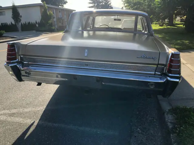 1966 mercury park lane breezeway
