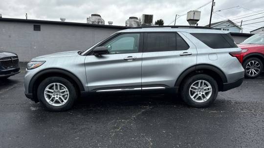 2025 Ford Explorer