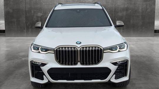2022 bmw x7 m50i