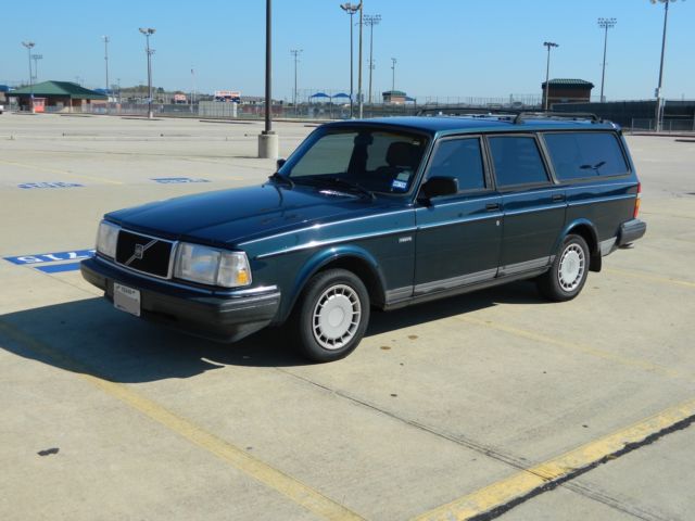 1993 volvo station wagon 240