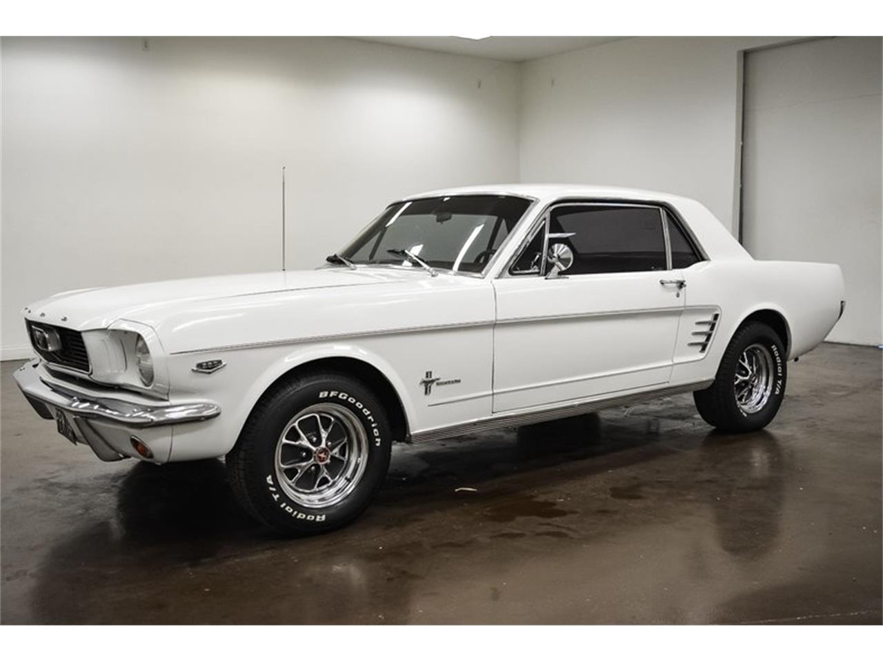 1966 ford mustang