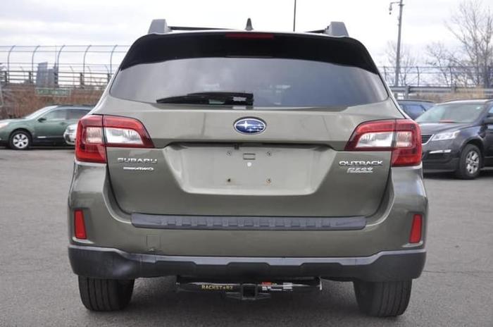 2017 subaru outback 2.5i premium wagon 4d in braintree, massachusetts