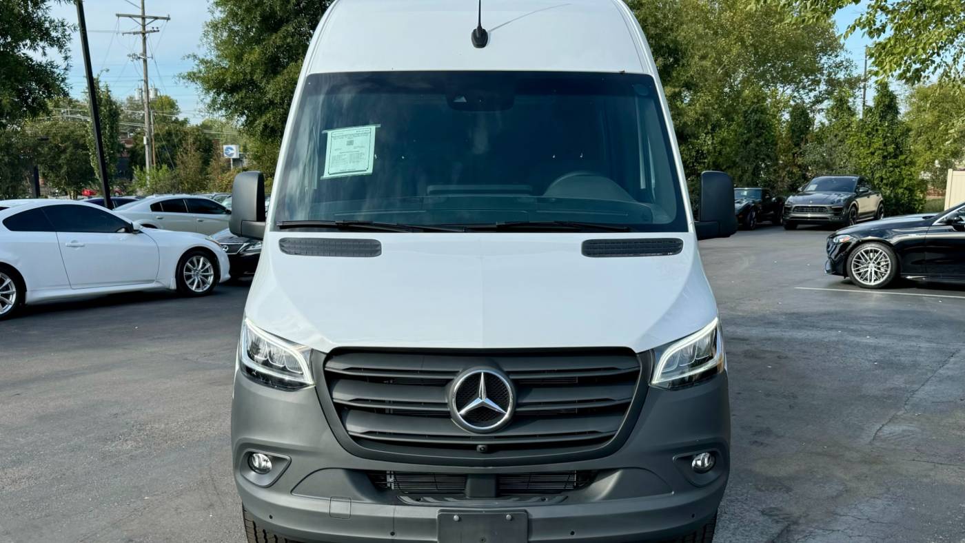 2024 mercedes-benz sprinter 2500
