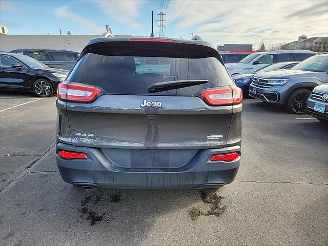 2017 jeep cherokee latitude
