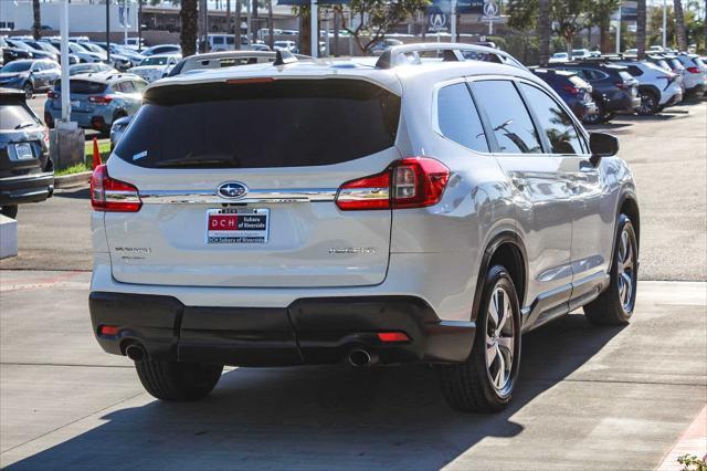 2022 subaru ascent premium 8-passenger