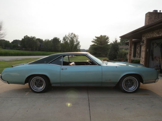 1967 buick riviera gs