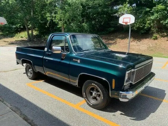 1975 chevrolet c-10 c10 fleetside shortbed pickup truck deep green true classic