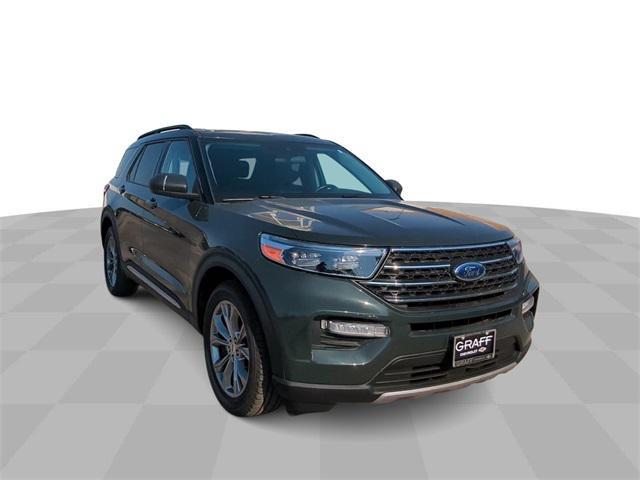 2022 ford explorer xlt