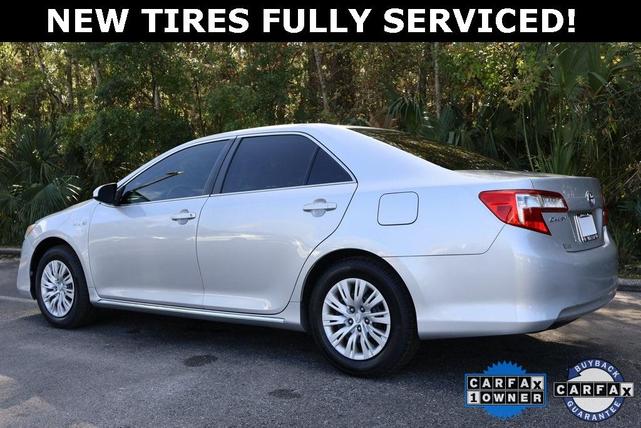 2012 toyota camry hybrid le