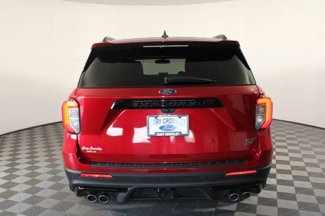 2022 ford explorer st