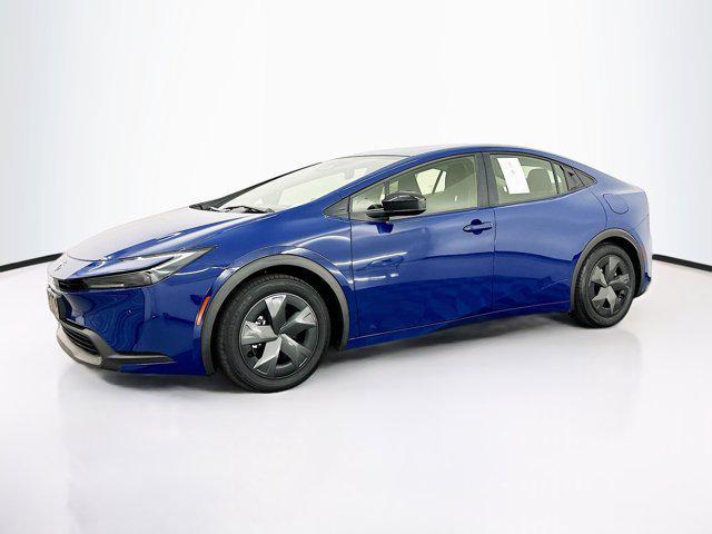 2023 toyota prius le