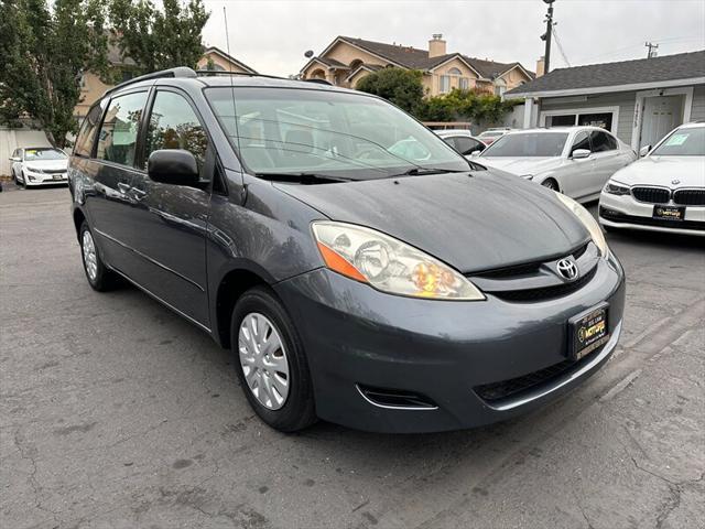 2008 toyota sienna ce