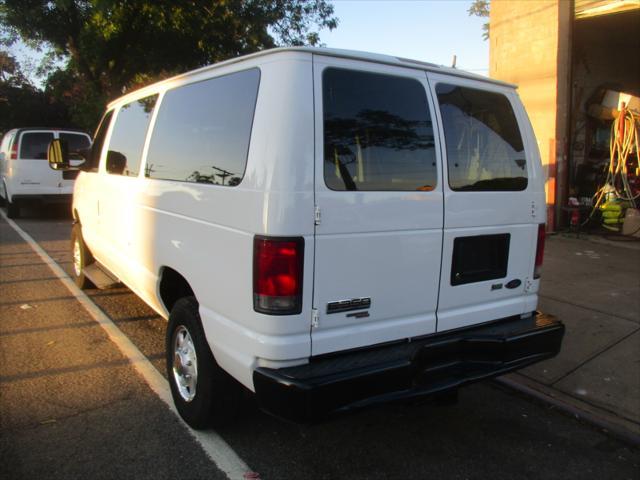 2013 ford e350 super duty xl