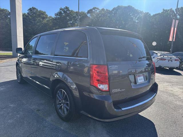 2017 dodge grand caravan sxt