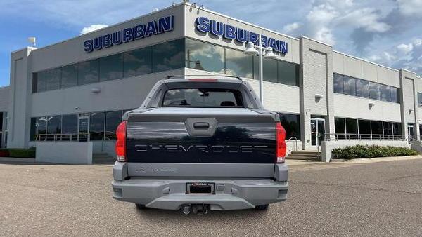 2002 chevrolet avalanche in saint louis, missouri