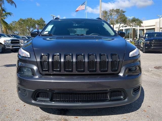 2017 jeep cherokee sport