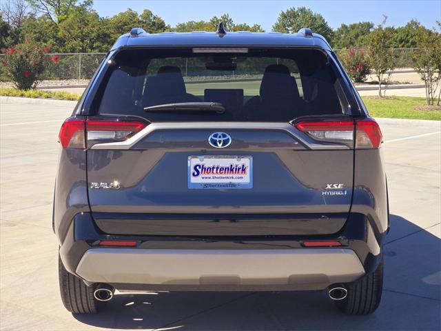 2023 toyota rav4 hybrid se