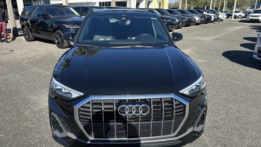 2022 Audi Q3