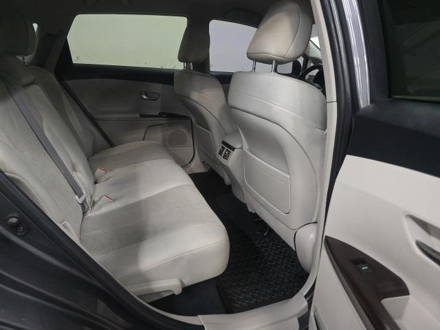 2011 toyota venza base