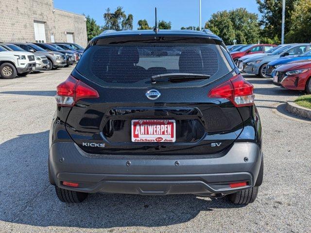 2020 nissan kicks sv
