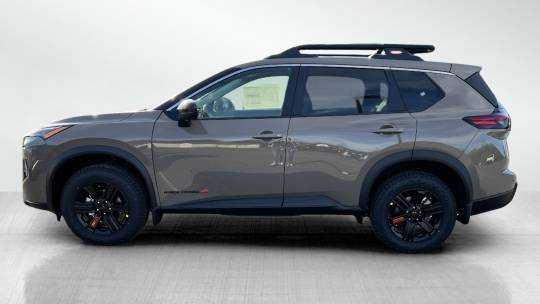 2025 Nissan se