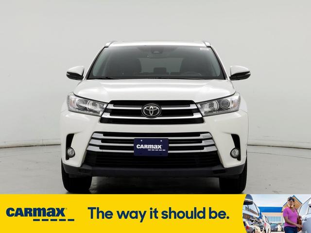 2018 toyota highlander limited