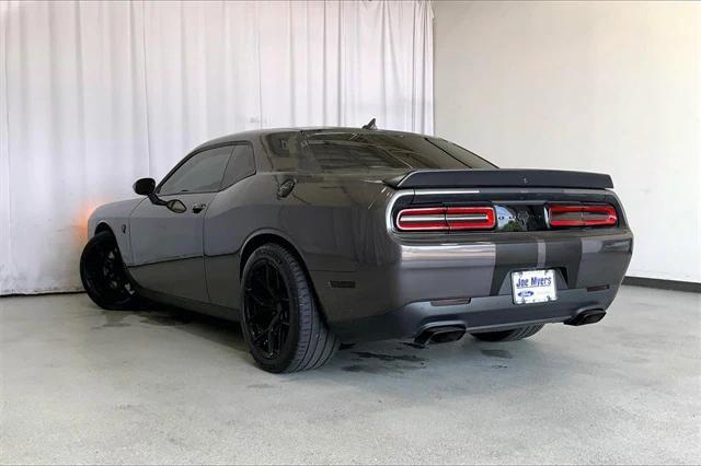 2016 dodge challenger srt hellcat