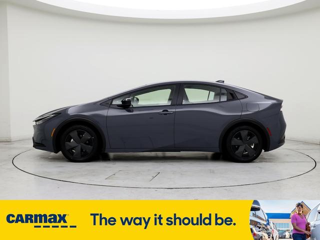 2023 toyota prius le