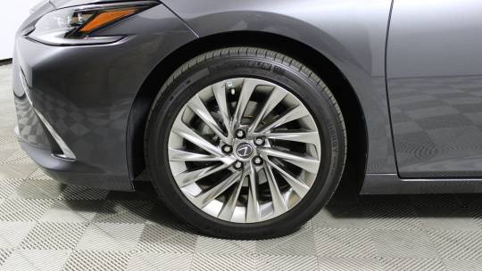 2022 Lexus ES