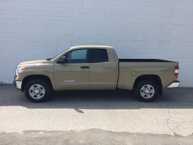 2017 toyota tundra sr 4x4 sr 4dr double cab pickup sb (5.7l v8 for sale in bow, new hampshire
