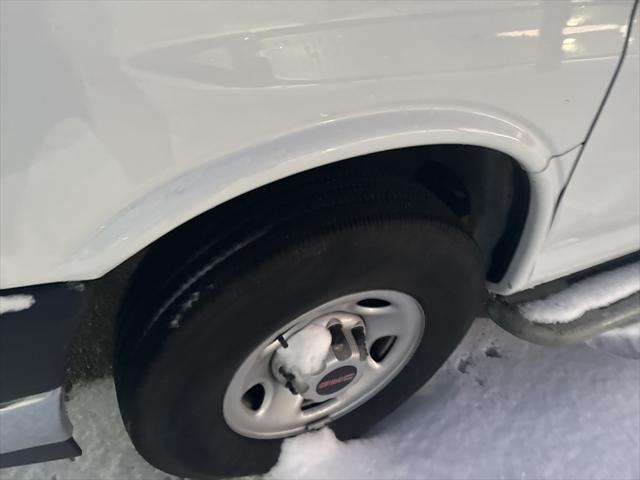 2022 gmc savana 2500 work van
