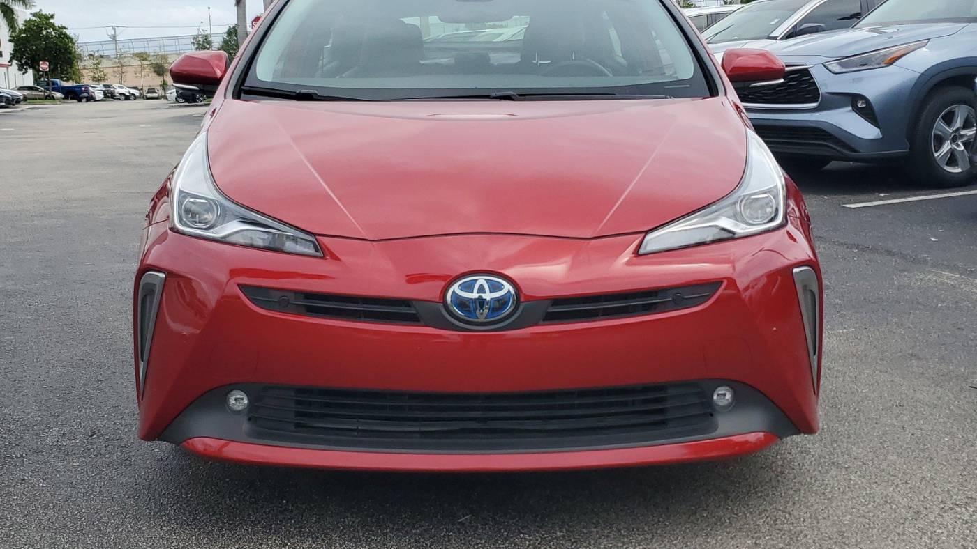 2022 toyota prius limited