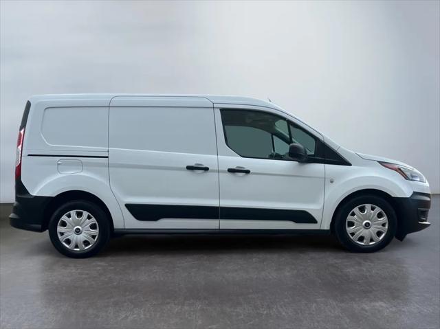 2022 ford transit connect base