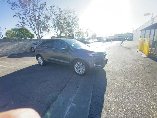 2022 ford edge titanium
