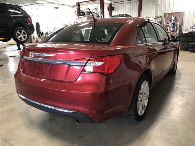 2011 chrysler 200 touring