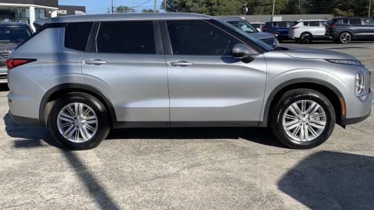 2022 Mitsubishi Outlander