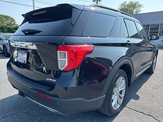 2021 ford explorer xlt