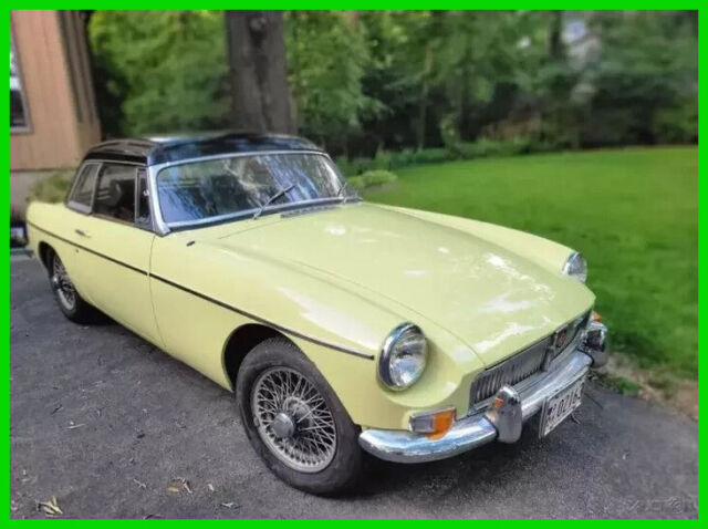 1967 mg mgb convertible 2.0l 4 speed manual 27k miles rwd