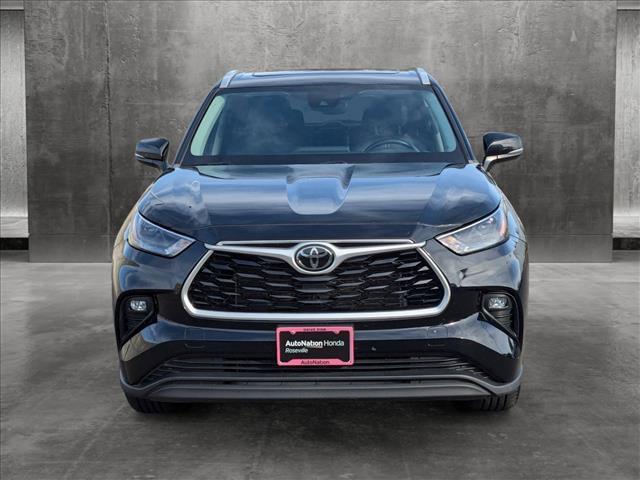 2023 toyota highlander xle