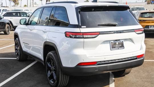2025 Jeep Grand Cherokee