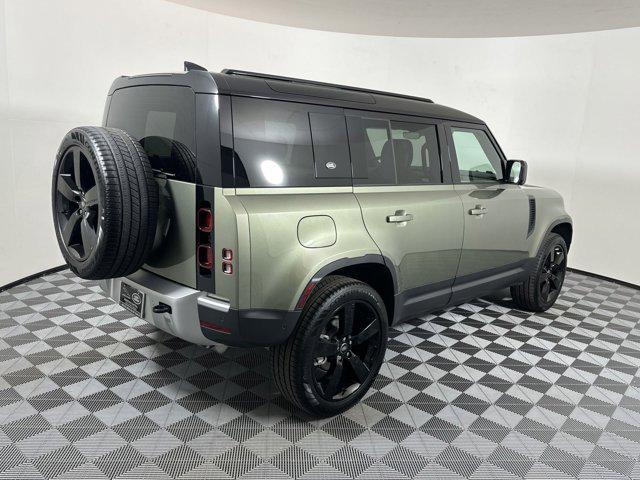 2024 land rover defender 110 p300