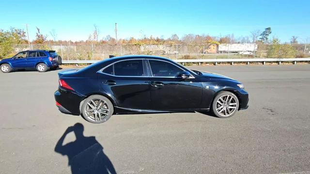 2016 lexus is 300 base