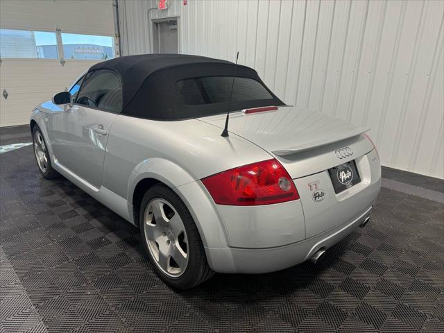 2002 audi tt roadster quattro