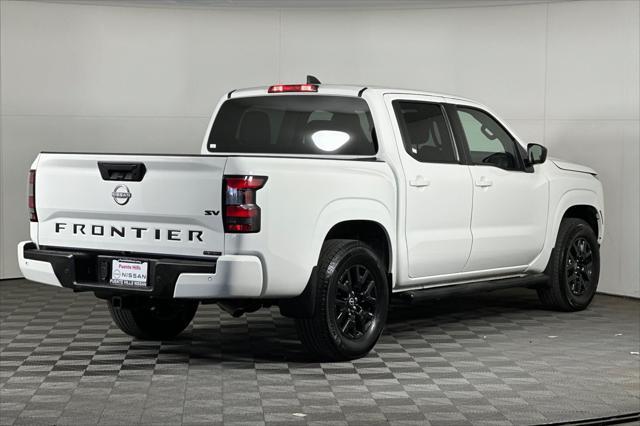 2023 nissan frontier sv