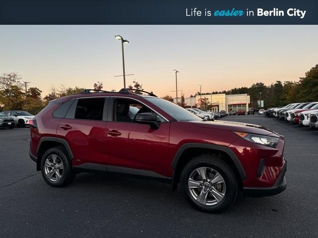 2022 toyota rav4 hybrid le