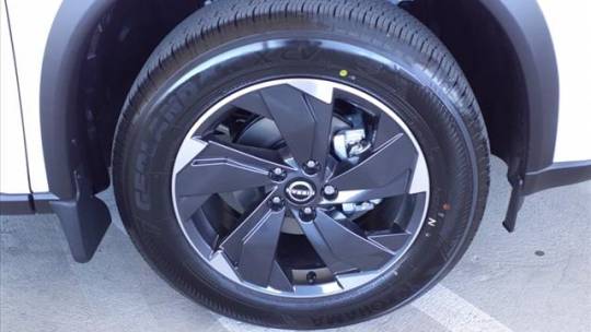 2024 Nissan Rogue