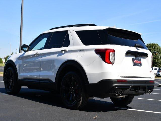 2023 ford explorer st