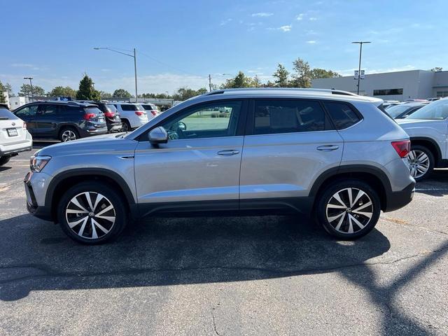 2022 volkswagen taos 1.5t se